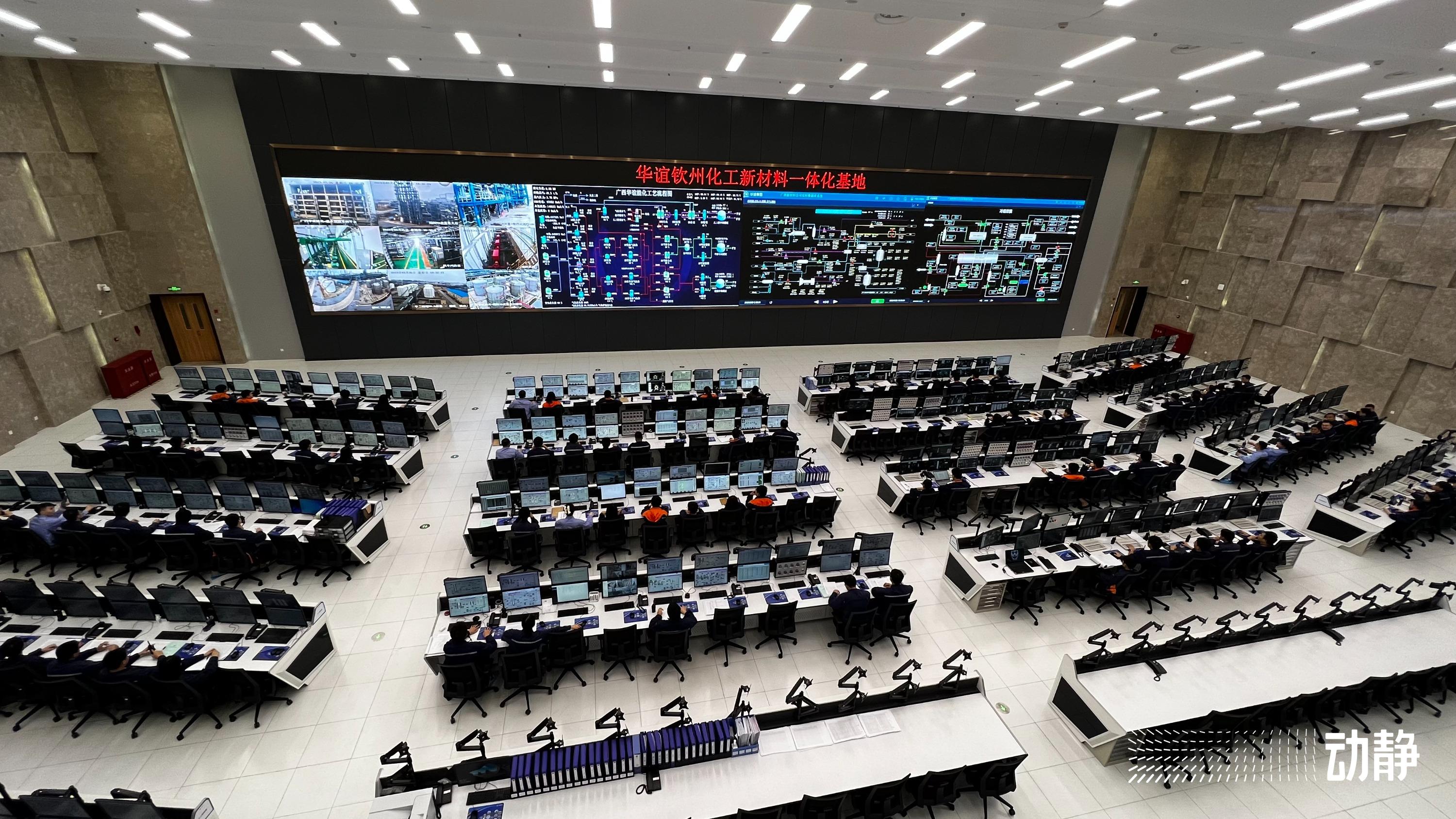 上海华谊10万吨绿色甲醇项目：桩基开工，引领绿色能源新纪元